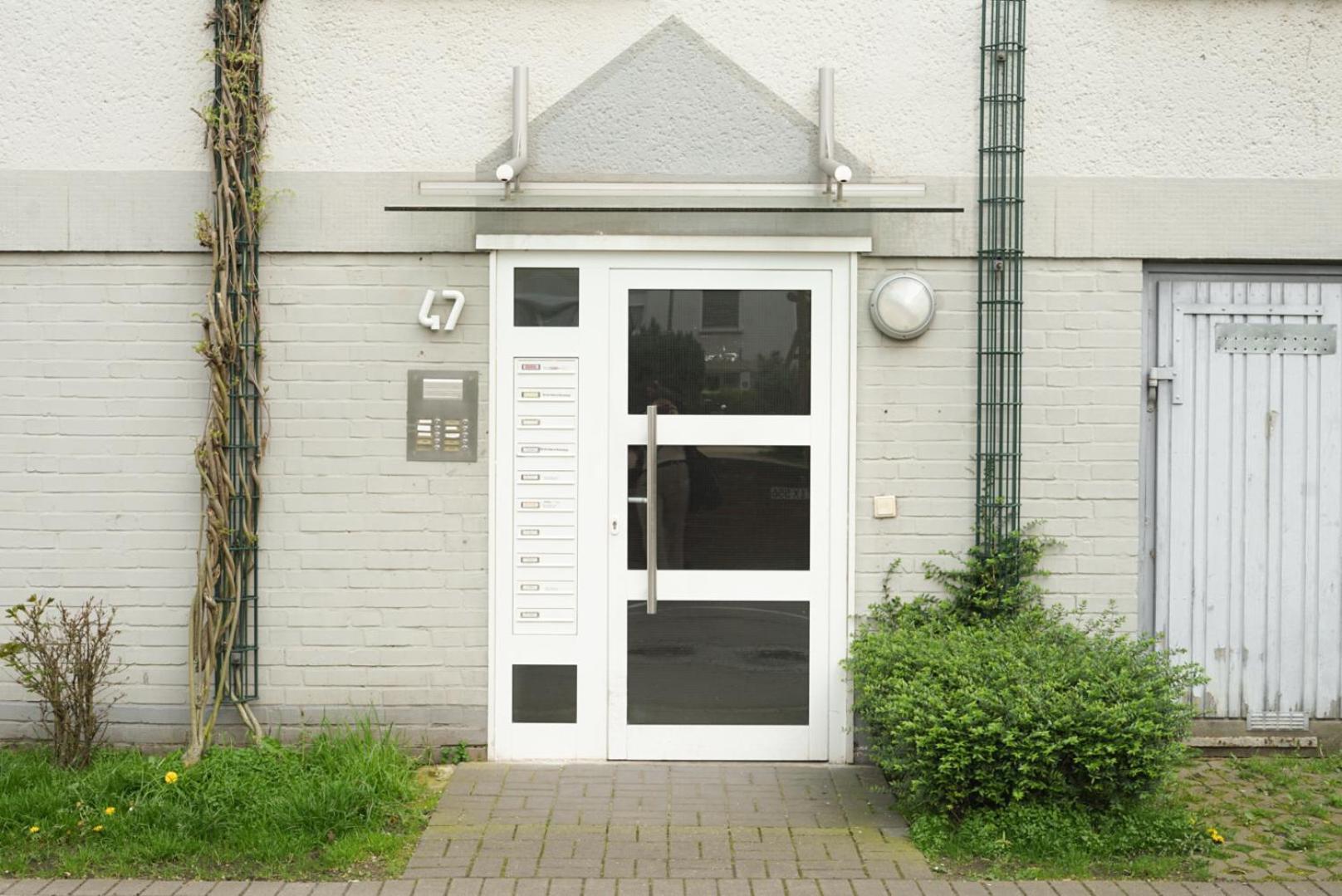 Moeblierte 3-Zimmer-Wohnung Nahe Duesseldorf In Duisburg-Sued 외부 사진